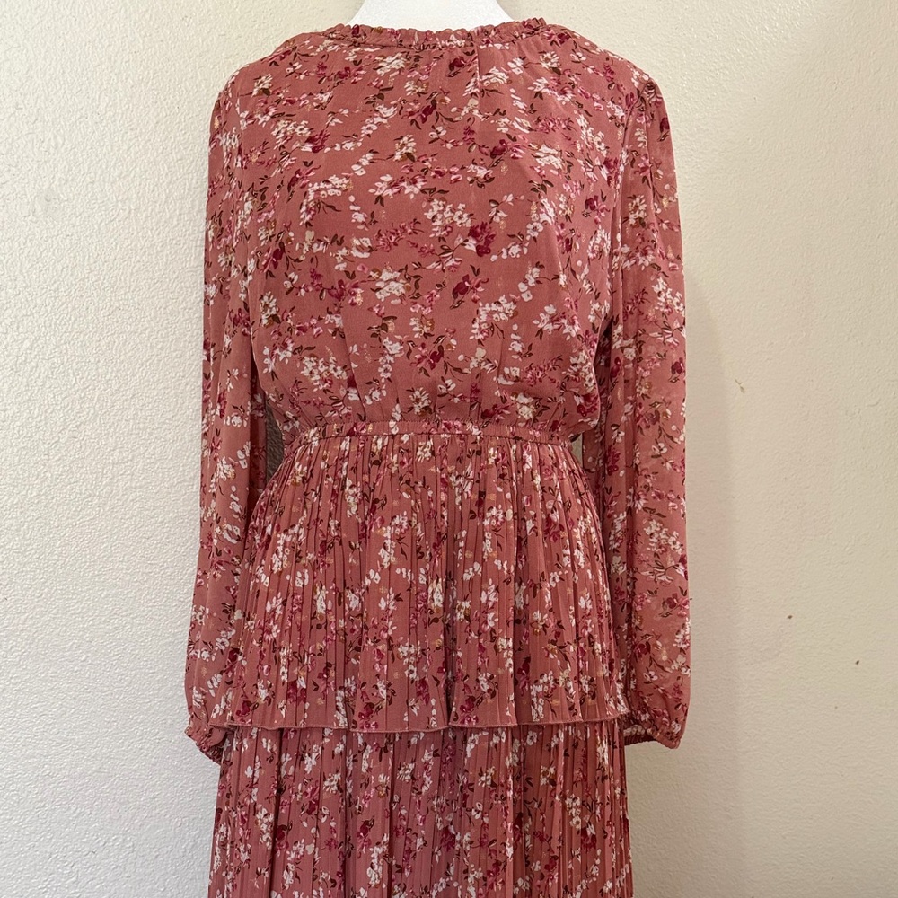 Rust Floral Tiered Long-Sleeve Maxi Dress - Picture 3 of 10